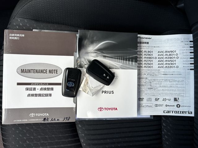 Toyota PRIUS 2018-04 11482-29