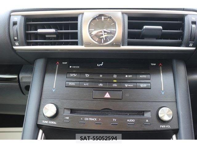 Lexus IS 2017-02 226020-4