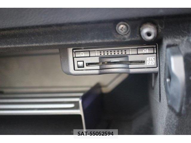 Lexus IS 2017-02 226020-3