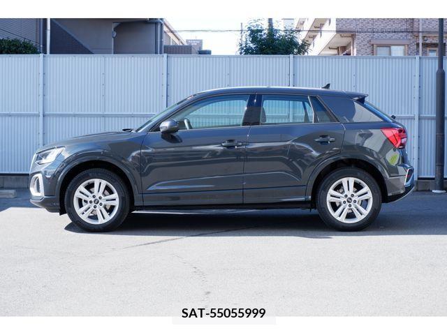 Audi Q2 2023-08 212188-1