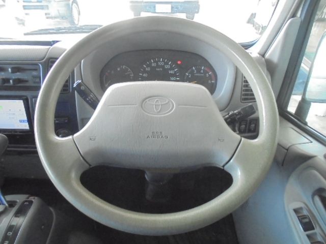 Toyota DYNA TRUCK 2012-06 293-1