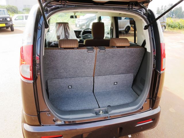 Nissan MOCO 2012-11 15594-8