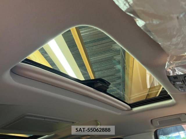 Toyota ALPHARD 2022-02 337690-3