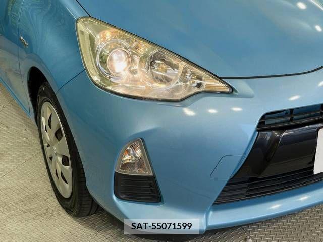Toyota AQUA 2013-08 389314-12