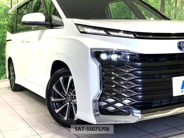 Toyota VOXY HYBRID 2022-04 346798-13