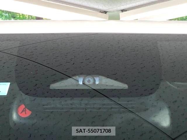 Toyota VOXY HYBRID 2022-04 346798-4