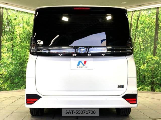 Toyota VOXY HYBRID 2022-04 346798-16