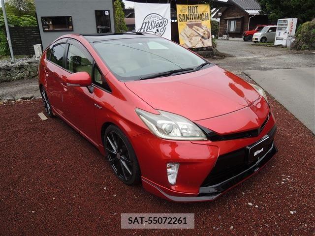 Toyota PRIUS 2012-09 282060-1