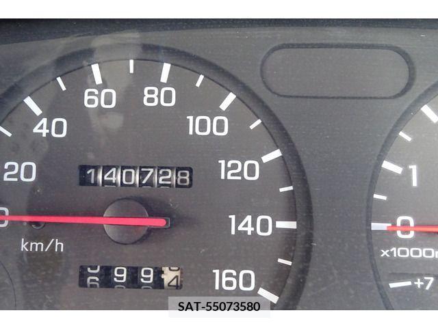 Nissan SKYLINE COUPE 1996-03 371847-9