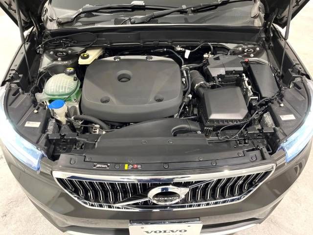 Volvo XC40 2019-04 188490-15