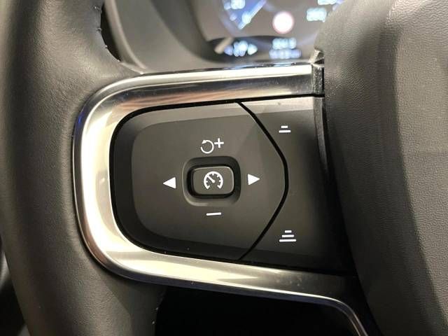 Volvo XC40 2019-04 188490-8