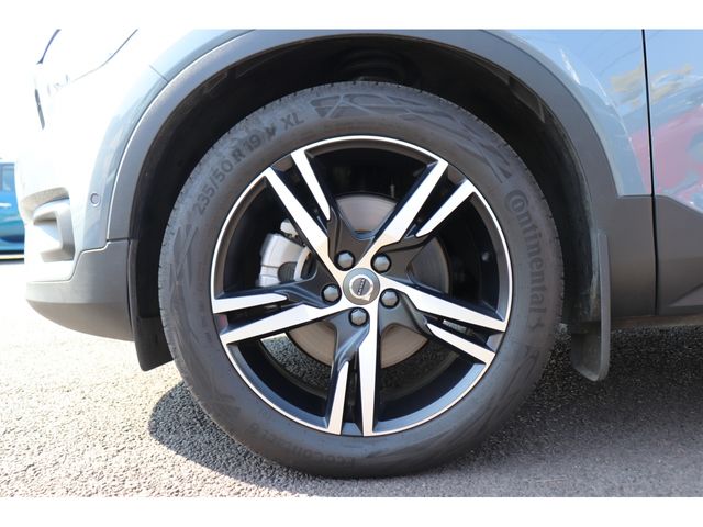 Volvo XC40 2021-11 16221-26