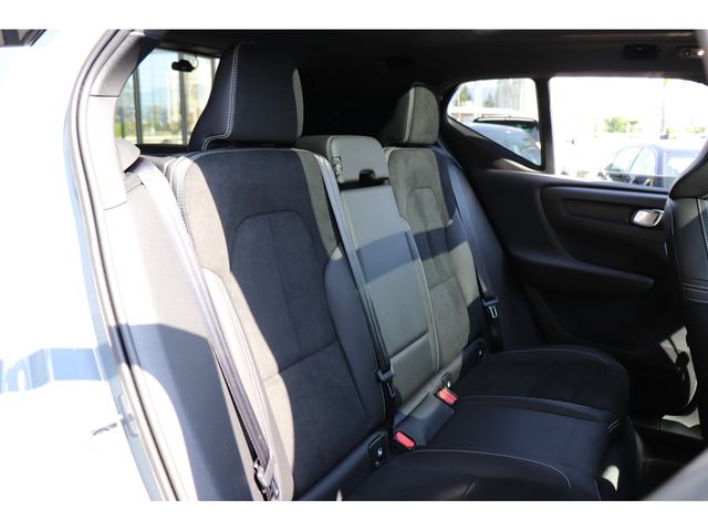 Volvo XC40 2021-11 16221-10