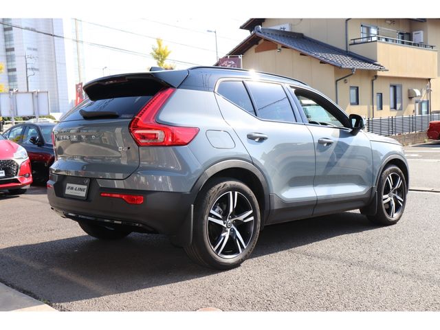 Volvo XC40 2021-11 16221-5
