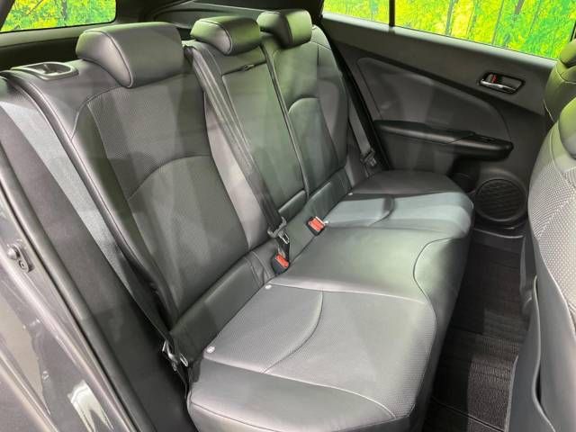 Toyota PRIUS 2019-01 26346-9