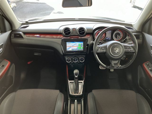 Suzuki SWIFT 2020-06 190164-1