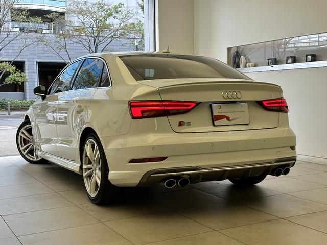 Audi S3 2017-08 15565-5