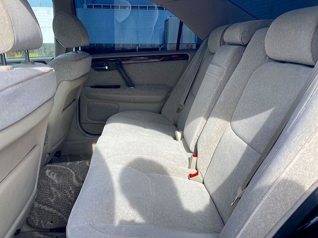 Toyota CROWN SEDAN 2001-09 194112-9