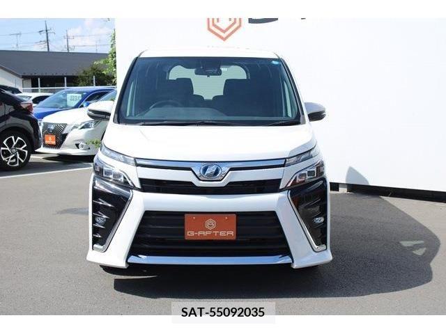 Toyota VOXY HYBRID 2017-10 370609-6