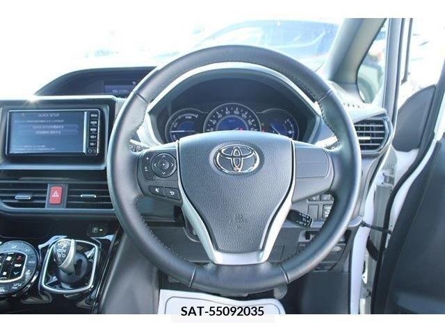 Toyota VOXY HYBRID 2017-10 370609-15