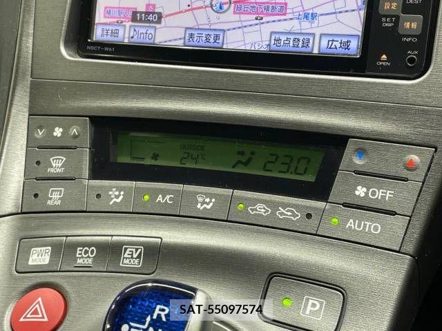 Toyota PRIUS 2012-05 282435-4