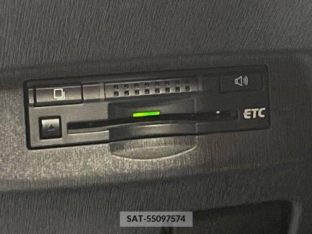 Toyota PRIUS 2012-05 282435-6