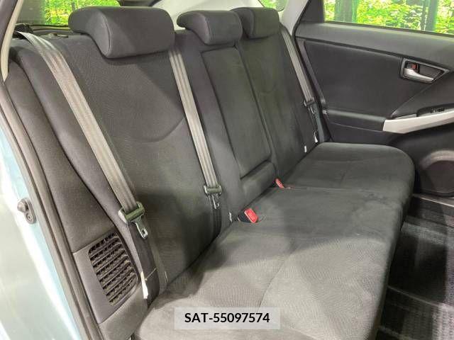 Toyota PRIUS 2012-05 282435-9