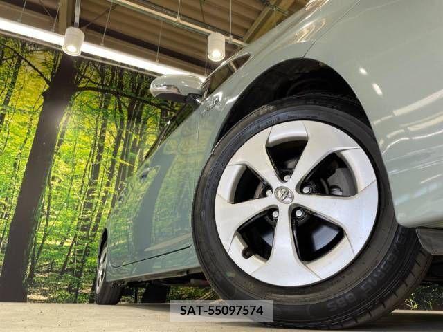 Toyota PRIUS 2012-05 282435-13