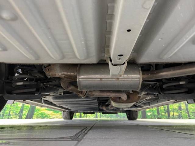 Toyota VOXY 2014-03 16818-19