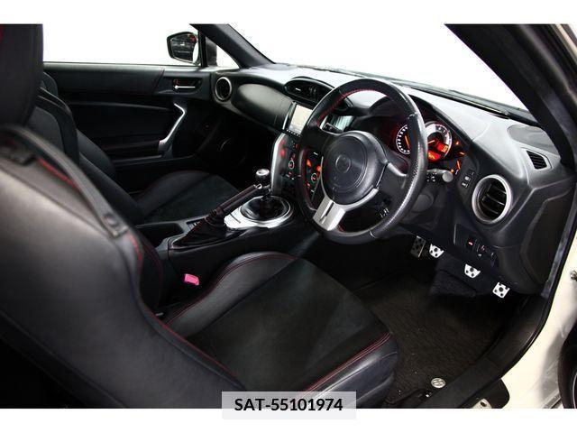 Toyota 86 2015-05 375968-22