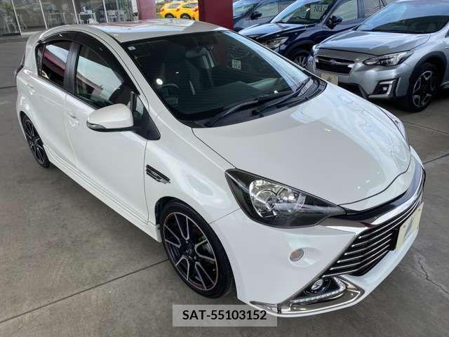 Toyota AQUA 2015-01 233380-2