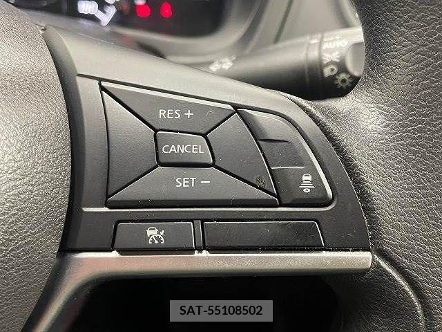 Nissan NOTE 2019-02 279868-4
