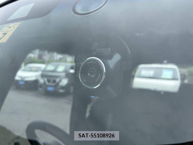 Honda N BOX CUSTOM 2022-07 307442-8