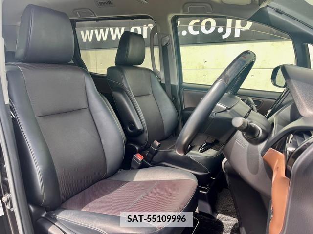 Toyota ESQUIRE 2015-06 359767-11