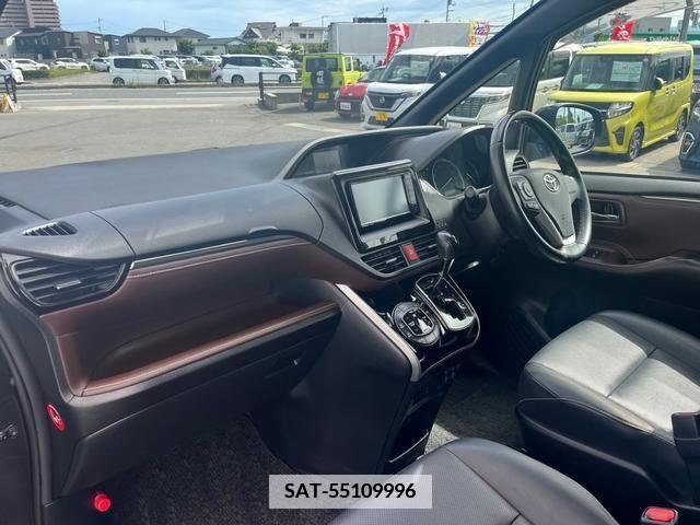 Toyota ESQUIRE 2015-06 359767-22