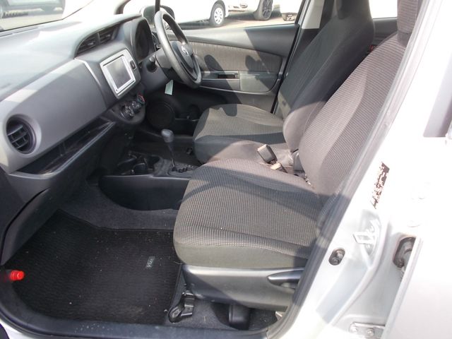 Toyota VITZ 2014-10 19547-19