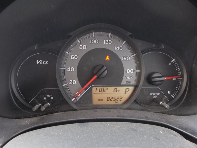 Toyota VITZ 2014-10 19547-15