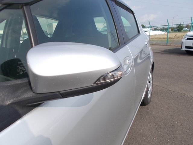 Toyota VITZ 2014-10 19547-3