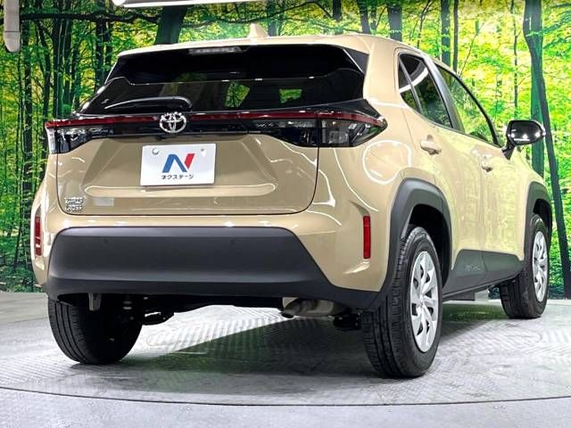 Toyota YARIS CROSS 2023-03 195027-17