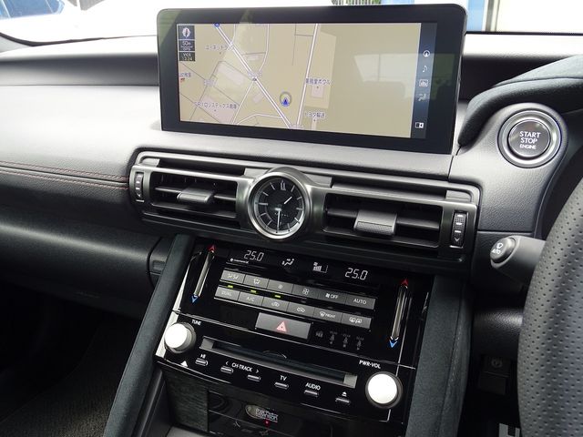 Lexus IS 2023-03 6516-19