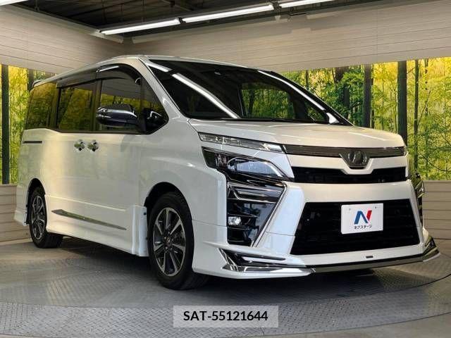 Toyota VOXY 2019-06 332166-17
