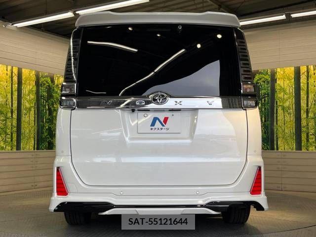 Toyota VOXY 2019-06 332166-16