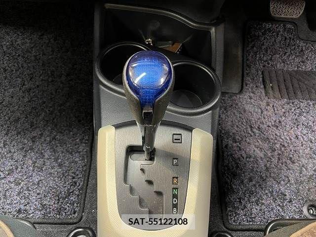 Toyota AQUA 2012-06 209451-14