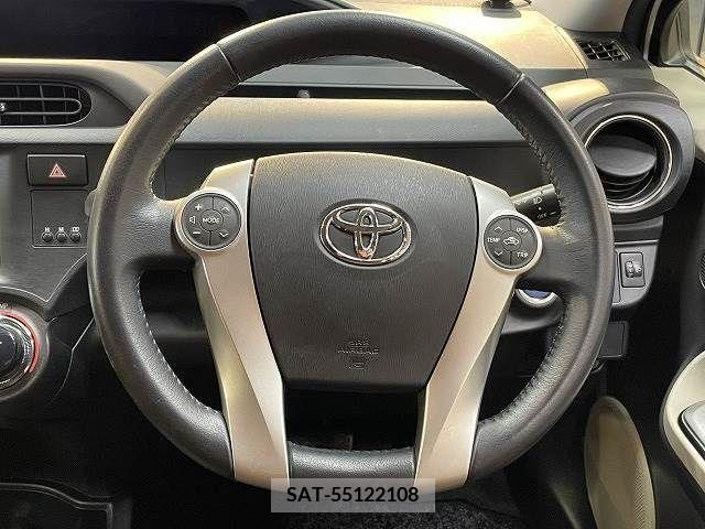 Toyota AQUA 2012-06 209451-13