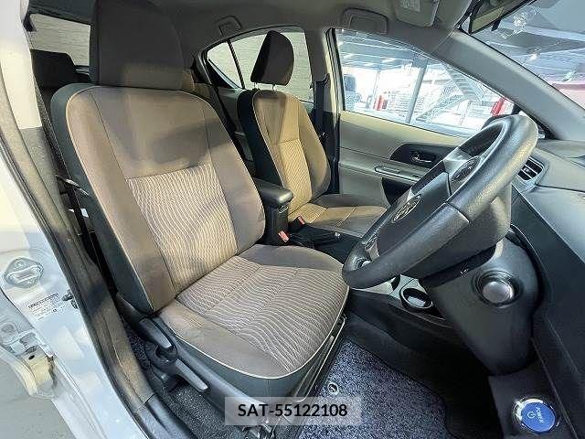 Toyota AQUA 2012-06 209451-7
