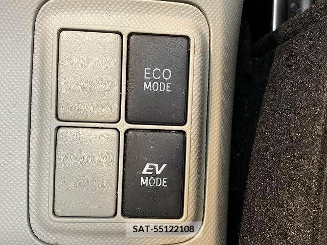 Toyota AQUA 2012-06 209451-4