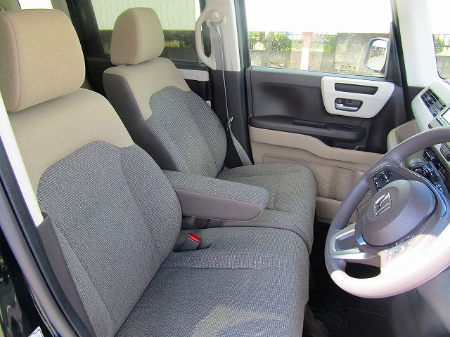 Honda N BOX 2019-06 8336-9
