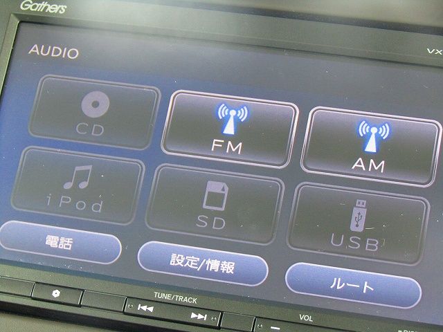 Honda N BOX 2019-06 8336-5