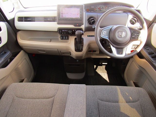 Honda N BOX 2019-06 8336-1