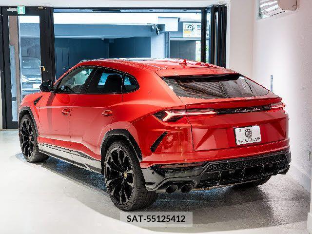 Lamborghini URUS 2023-02 321264-4